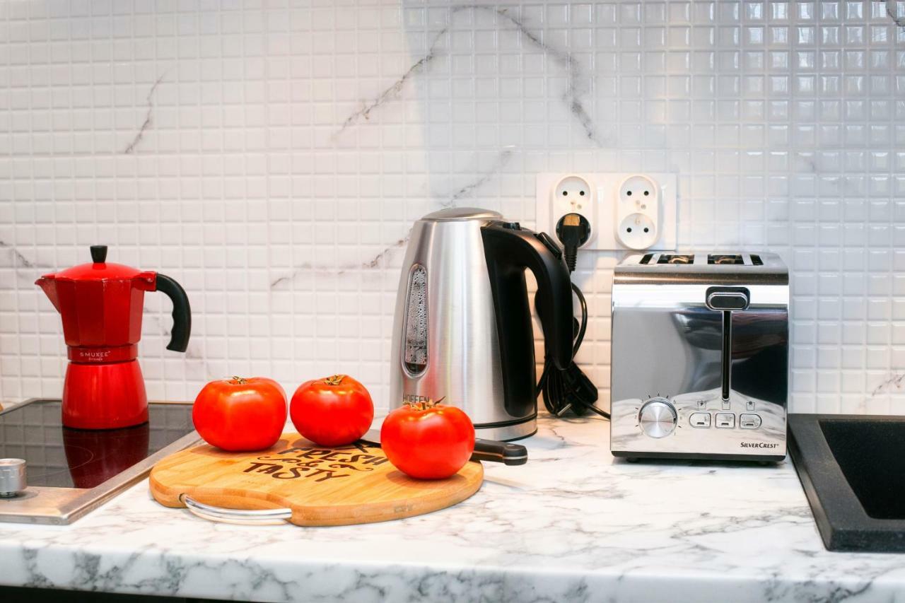 Berg Apartament Red Obok Starego Miasta グダニスク エクステリア 写真