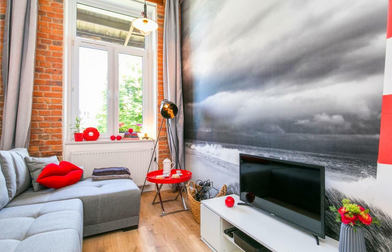 Berg Apartament Red Obok Starego Miasta グダニスク エクステリア 写真